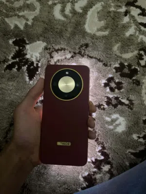 اقرا الوصفhonor x9d 256Gb ram12+12 لون احمر