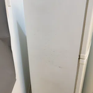 ثلاجه للبيع