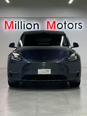 تيسلا موديل وأي 2023 Tesla Model y