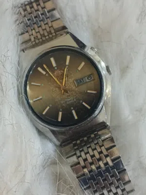 ساعة اورينت ياباني اوتوماتك تعمل بشكل ممتاز