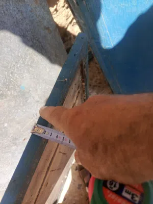 خلايا نحل معزولة مستعملة
