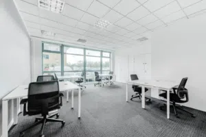 Find office space in Muscat, Qurum City Centre for 5 persons with everything taken care of