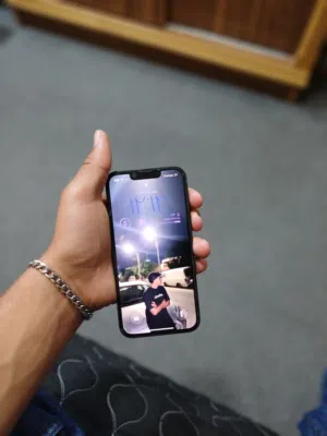 Apple iPhone 13 256 GB in Amman