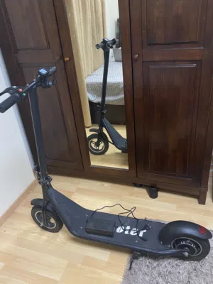Electric Scooter 30 km/h – 780 km – Excellent Condition