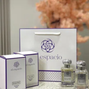 اصنع براند العطور الخاص بك الآن  عطور ومسك بالجملة (أقل طلب 100 قطعة) + شحن دولي