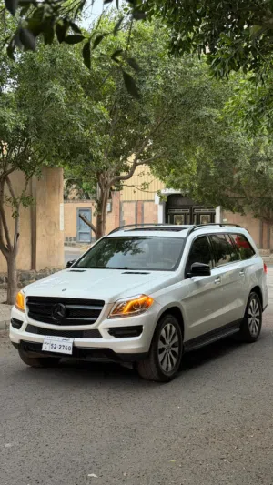 مرسيدس 2014 GL450 بضاعه وارد خمس كمرات بصمه السعر 17000 د ولار