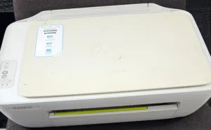 Used Hp printer for sale. Only for 3 rial