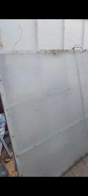 سقف منور حديد مع بلاستك شفاف