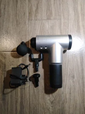 مسدس مساج احترافي – 3 رؤوس مختلفة لتخفيف الألم والاسترخاء