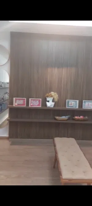 مركز تجميل  او سبا او مكاتب