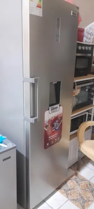 ثلاجة جبسون جديده بجيس