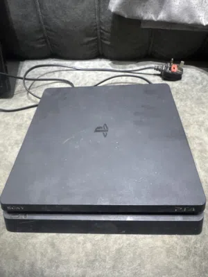 PlayStation 4 PlayStation for sale in Al Sharqiya