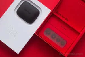 One plus buds pro Like new