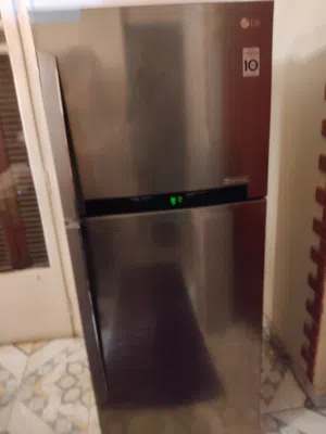 ثلاجه Lg ديجيتال وإسمارت وإنفرتر إستعمال فتره قليله..كالجديده بحاله ممتازه جدآ.