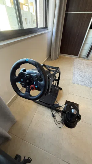 Logitech G29 + Shifter + Stand  Excellent Condition  PS5 / PS4 / PC