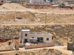 3 Bedrooms . 2 Bathrooms . 175 m21