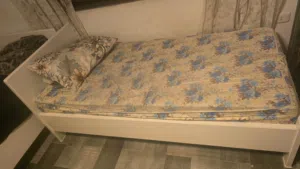 سرير للبيع ب 45 دينار