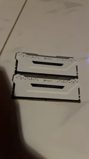 ddr4 32GB vengeance RGB PRO