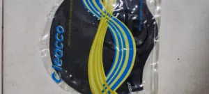 طاقية سباحة