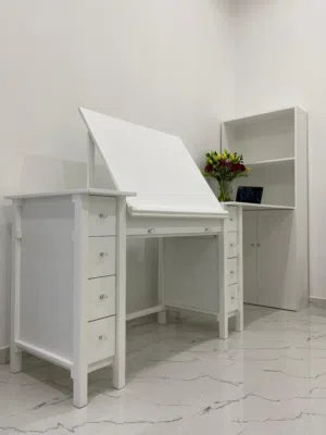 طاولة متعددة الاستخدام 3 في 1 – تصميم خاص ( أرفف علوية + أدراج )