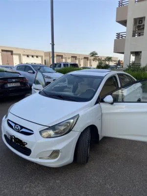 هونداي اكسنت 2012