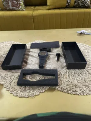 ساعة كربون نص
