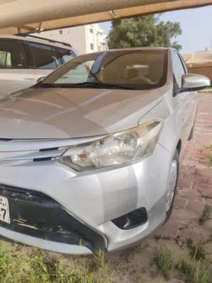 للمبادلة فقط مع جيب Toyota موديل أعلى من 2010 – Toyota Yaris 2015 مع دفع الفرق
