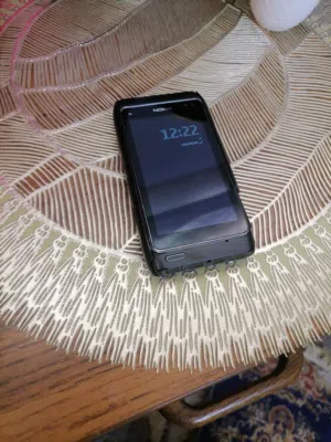 نوكيا N8 لون اسود