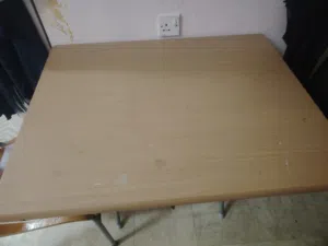 طاوله للبيع