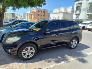 Used Hyundai Santa Fe in Muscat