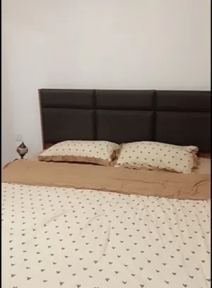 غرفة نوم ماليزي بيهه ضرر بالميز شوية