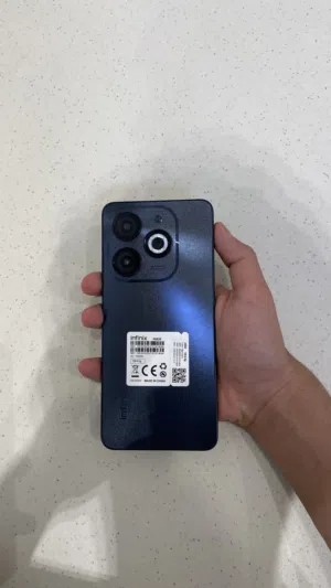 هاتف  Infinix Smart 8 إستعمال ثانوي 9 أشهر (السعر قابل لتفاوض للجاد)