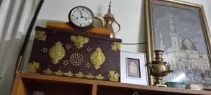 ساعات جداريه ومنضديه قديمه وشغاله
