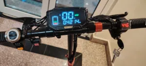 سكوتر كهربائي بحالة (جيد جدا)