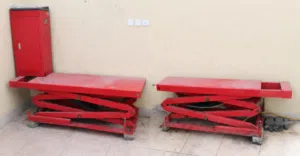 للبيع: رافعة سيارات مقصية احترافية ومتكاملة الحالة: جديدة تماماً ولم تُستخدم