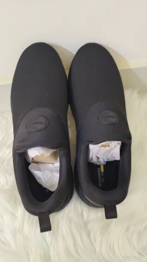 حذاء رياضي