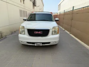 GMC YUKON 2011 MODEL