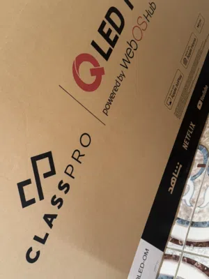 شاشة كلاس برو 65 بوصة 4K QLED UHD جديد مع ضمان سنه الوكيل