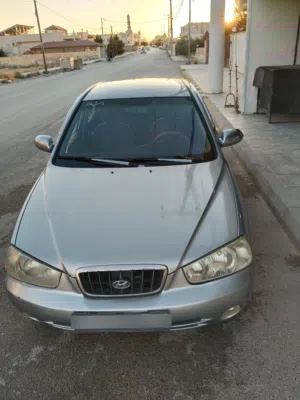 سيارة للبيع هونداي XD لون فضي موديل 2001