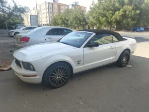2009 موستنج كشف