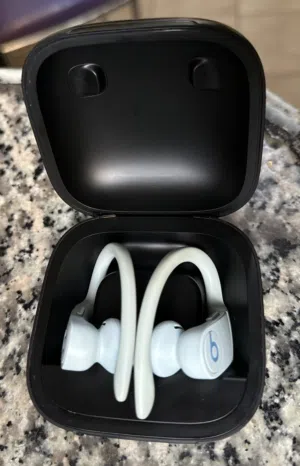 Apple Powerbeats