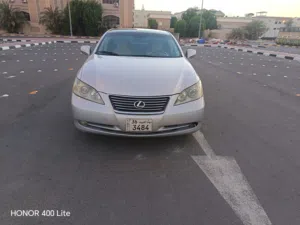 للبيع لكزز ES.350    2009. امورها طيبه و نظيفه