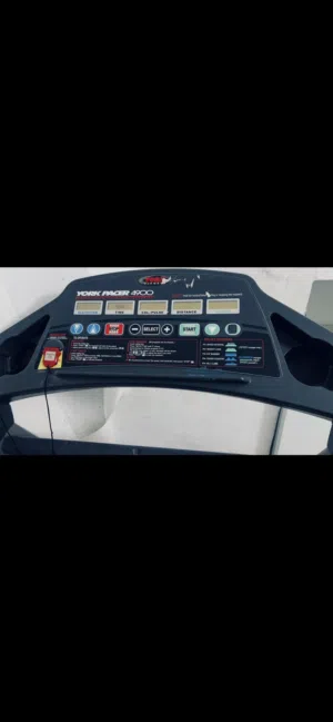 جهاز مشي ماركة YORK FITNESS العالمية بسعر حرق لعدم الاستخدام