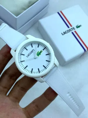 ساعة Lacoste الرياضية متوفرة الآن! التوصيل مجاني داخل بنغازي سارع بالحجز
