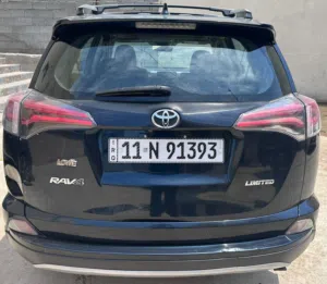 الضرر بنيد صبغ فقط  والباب بصف السائق كلير Rav 4 2018 limited