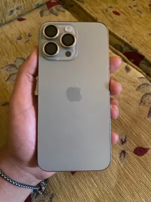 iPhone 15 pro max 256g