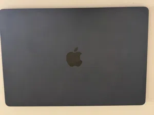 MacBook Air 15” M3  16GB RAM  512GB SSD  Battery 100%  Like New