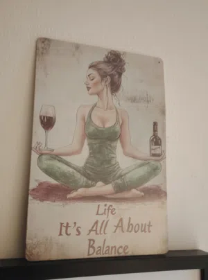 لوحه  معدنيه  بعباره  جميله