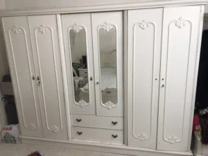 غرفة نوم مستعملة لون ابيض للبيع المستعجل