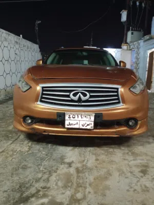 Used Infiniti FX50 in Basra